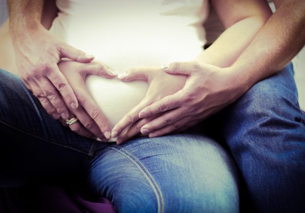  7 לוקיישנים מיוחדים לצילומי הריון קסומים בטבע